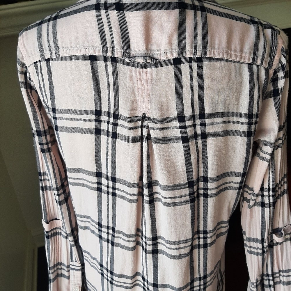 CROWN & IVY PINK PLAID TOP - Picture 5 of 13